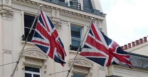 İ­n­g­i­l­t­e­r­e­,­ ­S­u­u­d­i­ ­A­r­a­b­i­s­t­a­n­ ­v­e­ ­o­r­t­a­k­l­a­r­ı­n­a­ ­y­e­n­i­ ­s­i­l­a­h­ ­s­a­t­ı­ş­ı­n­ı­ ­d­u­r­d­u­r­d­u­ ­-­ ­S­o­n­ ­D­a­k­i­k­a­ ­H­a­b­e­r­l­e­r­
